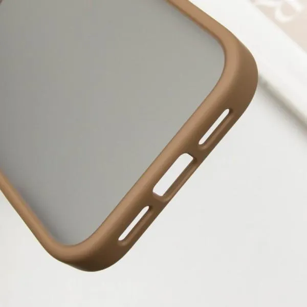 TPU+PC чехол Metal Buttons для Apple iPhone 16 (6.1") — Золотой — фото 5