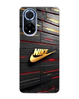 Чехол для Huawei Honor X7b с картинкой «Золотой Nike на металле»