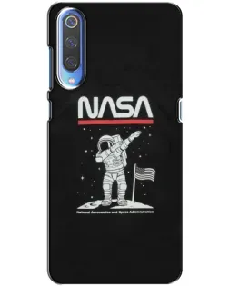 Чехол для Huawei P Smart 2020 с картинкой «NASA — шагаем по Луне»