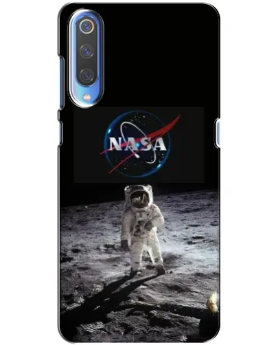 Чехол для Huawei P Smart 2020 с картинкой «Астронавт на Луне»