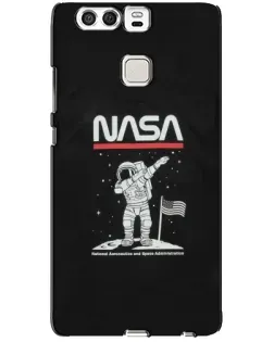 Чохол для Huawei P9 з картинкою «NASA — крокуємо по Місяцю» Чохол для Huawei P9 з картинкою «NASA — крокуємо по Місяцю»