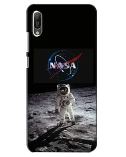 Чехол для Huawei Y6 2019 с картинкой «Астронавт на Луне» Чехол для Huawei Y6 2019 с картинкой «Астронавт на Луне»