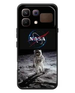 Чехол для Infinix Note 60 с картинкой «Астронавт на Луне»