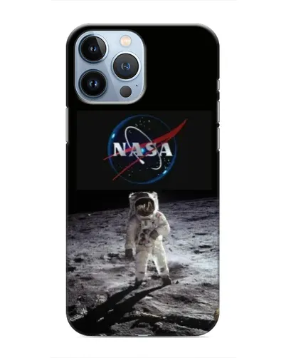 Чохол для iPhone 13 Pro з картинкою «Астронавт на Місяці»
