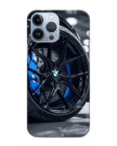 Чехол для iPhone 13 Pro с картинкой «Колесо BMW вблизи»