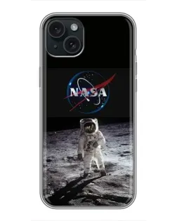 Чехол для iPhone 15 Plus с картинкой «Астронавт на Луне»