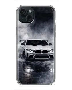 Чехол для iPhone 15 Plus с картинкой «BMW сквозь туман»