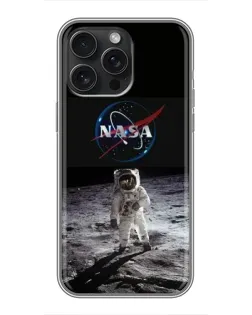 Чехол для iPhone 15 Pro Max с картинкой «Астронавт на Луне» Чехол для iPhone 15 Pro Max с картинкой «Астронавт на Луне»