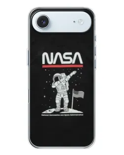 Чехол для iPhone 17 Air с картинкой «NASA — шагаем по Луне»