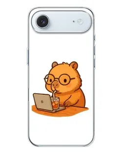 Чехол для iPhone 17 Air с картинкой «Капибара с ноутбуком»
