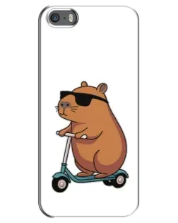 Чехол для iPhone 5 / 5s / SE с картинкой «Капибара на самокате»