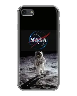 Чехол для iPhone 7 с картинкой «Астронавт на Луне» Чехол для iPhone 7 с картинкой «Астронавт на Луне»