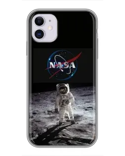 Чехол для iPhone 11 с картинкой «Астронавт на Луне»