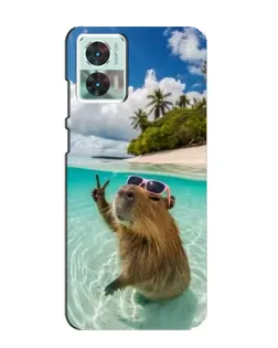Чехол для Motorola Edge 30 Neo с картинкой «Капибара на море»