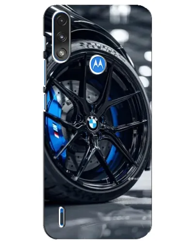 Чехол для Motorola E7 Power с картинкой «Колесо BMW вблизи»