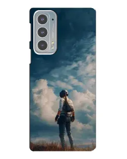 Чехол для Motorola Edge 20 с картинкой «Герой PUBG на скале»