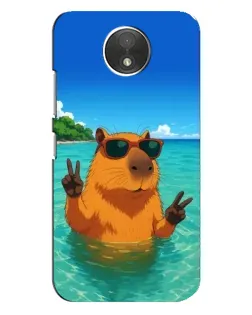 Чехол для Motorola Moto C (XT1750) с картинкой «Морская капибара»