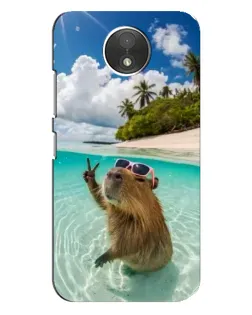 Чехол для Motorola Moto C (XT1750) с картинкой «Капибара на море»