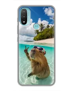 Чехол для Motorola MOTO E20 с картинкой «Капибара на море»