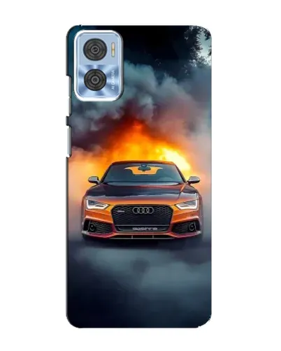 Чехол для Motorola MOTO E22 с картинкой «Audi в огненном дыму»