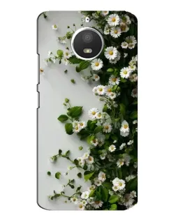 Чехол для Motorola MOTO E4 с картинкой «Ветка мелких белых цветов»