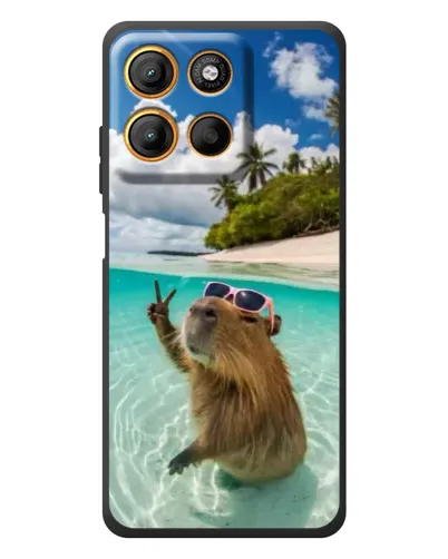 Чехол для Motorola Moto G17 с картинкой «Капибара на море»