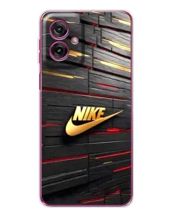 Чехол для Motorola Moto G55 с картинкой «Золотой Nike на металле»