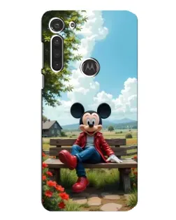 Чехол для Motorola MOTO G8 с картинкой «Микки на скамейке»