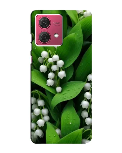 Чехол для Motorola MOTO G84 с картинкой «Ландыши в зелени»