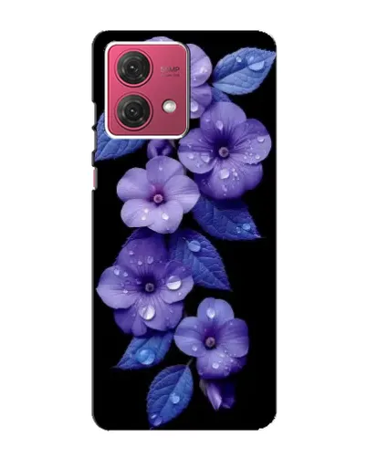 Чехол для Motorola MOTO G84 с картинкой «Фиолетовые цветы с росою»
