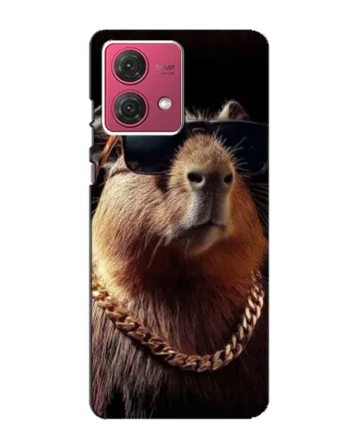 Чехол для Motorola MOTO G84 с картинкой «Капибара золотая цепь»