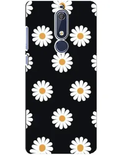 Чехол для Nokia 5.1 (2018) с картинкой «Ромашки на черном» Чехол для Nokia 5.1 (2018) с картинкой «Ромашки на черном»