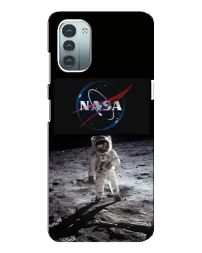 Чехол для Nokia G11 с картинкой «Астронавт на Луне»