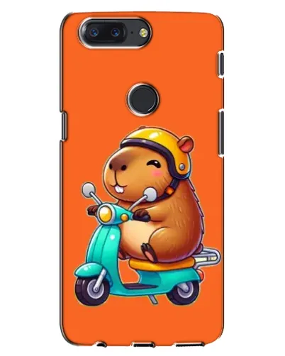 Чехол для OnePlus 5T с картинкой «Капибара на скутере»