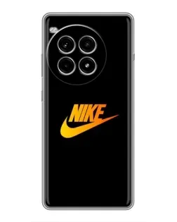 Чехол для OnePlus Ace 3 Pro с картинкой «Золотой логотип Nike»