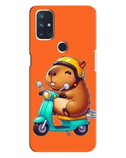 Чехол для OnePlus Nord N100 с картинкой «Капибара на скутере» Чехол для OnePlus Nord N100 с картинкой «Капибара на скутере»