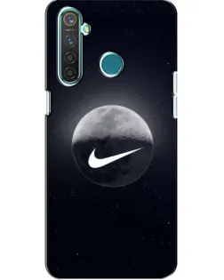 Чехол для Realme 5 с картинкой «Nike в стиле граффити»