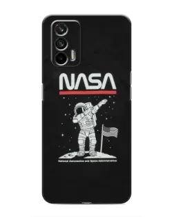 Чехол для Realme 7 с картинкой «NASA — шагаем по Луне»