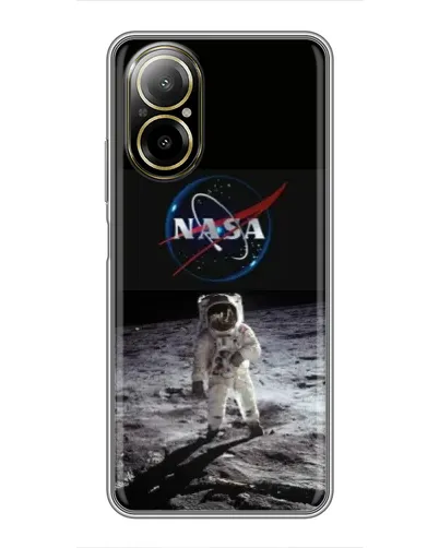 Чехол для Realme C67 с картинкой «Астронавт на Луне»