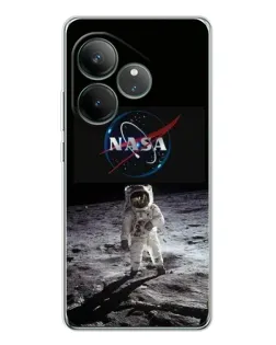 Чехол для Realme GT Neo 7 с картинкой «Астронавт на Луне»