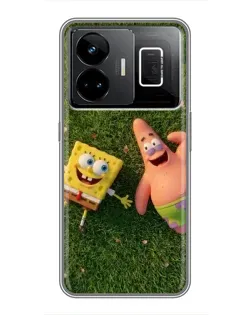 Чехол для Realme GT3 с картинкой «Друзья на лужайке»