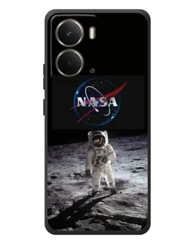Чехол для RealMe P3 с картинкой «Астронавт на Луне» Чехол для RealMe P3 с картинкой «Астронавт на Луне»