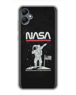 Чехол для Samsung Galaxy A05 с картинкой «NASA — шагаем по Луне» Чехол для Samsung Galaxy A05 с картинкой «NASA — шагаем по Луне»
