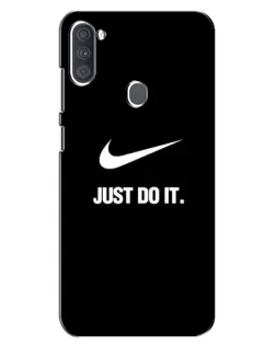Чехол для Samsung Galaxy A11 (A115) с картинкой «Классический принт Nike» Чехол для Samsung Galaxy A11 (A115) с картинкой «Классический принт Nike»