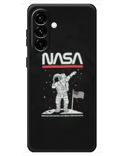 Чехол для Samsung Galaxy A18 4G с картинкой «NASA — шагаем по Луне» Чехол для Samsung Galaxy A18 4G с картинкой «NASA — шагаем по Луне»