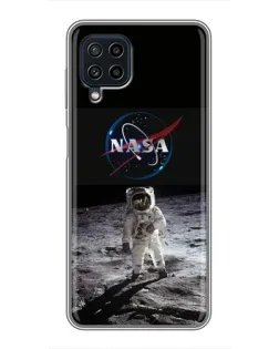 Чехол для Samsung Galaxy A22 с картинкой «Астронавт на Луне»