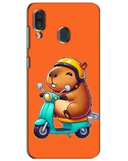 Чехол для Samsung Galaxy A30 2019 (A305F) с картинкой «Капибара на скутере» Чехол для Samsung Galaxy A30 2019 (A305F) с картинкой «Капибара на скутере»