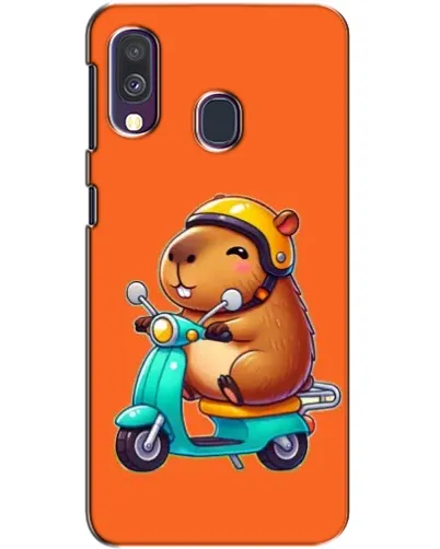 Чехол для Samsung Galaxy A40 2019 (A405F) с картинкой «Капибара на скутере»
