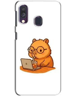 Чехол для Samsung Galaxy A40 2019 (A405F) с картинкой «Капибара с ноутбуком» Чехол для Samsung Galaxy A40 2019 (A405F) с картинкой «Капибара с ноутбуком»