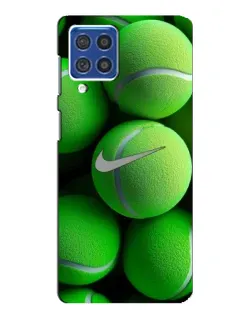 Чехол для Samsung Galaxy F62 с картинкой «Теннисные мячи Найк»